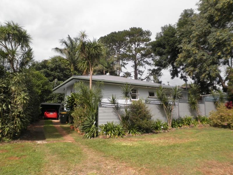 77 Flaxton Drive, Mapleton QLD 4560