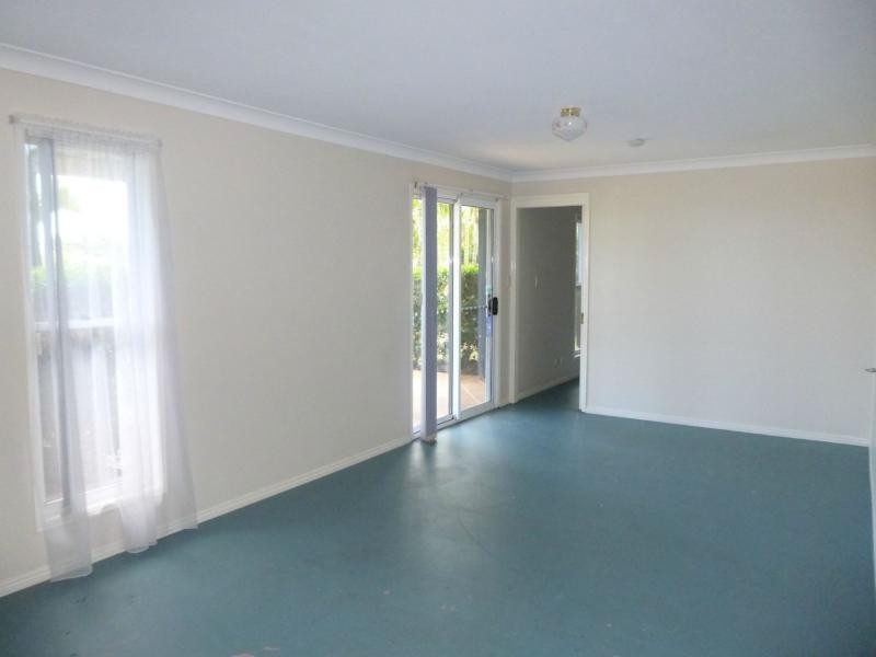 9 Maple Avenue, Mapleton QLD 4560