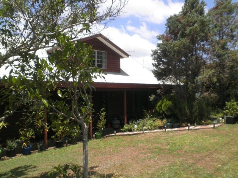 9 Juniper Court, Mapleton QLD 4560