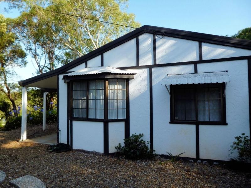 2 Karri Court, Mapleton QLD 4560