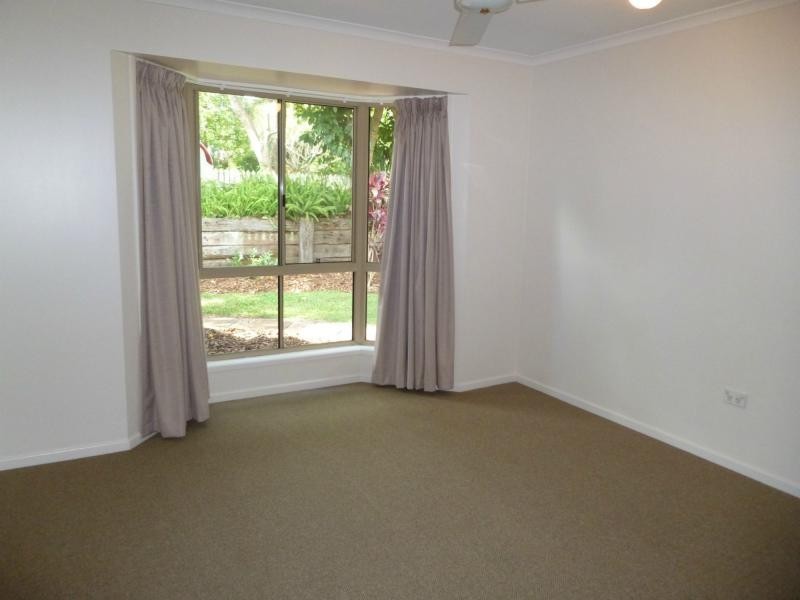 25 Post Office Road, Mapleton QLD 4560
