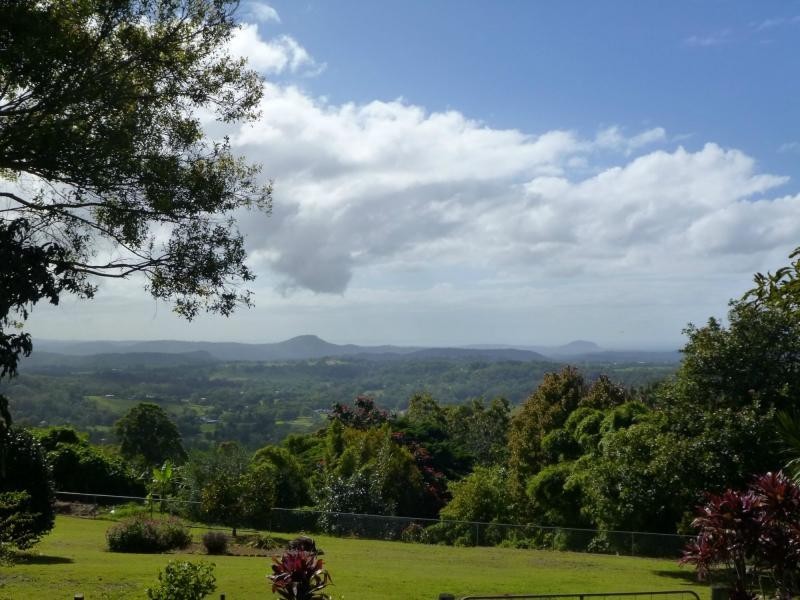 51 Flaxton Drive, Mapleton QLD 4560