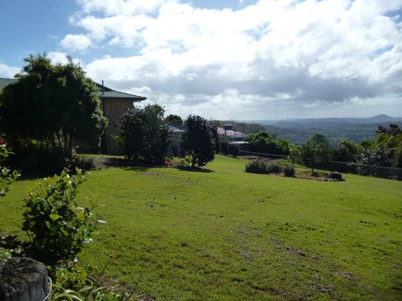 51 Flaxton Drive, Mapleton QLD 4560