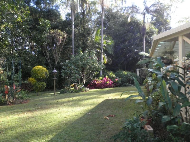 16 Wilga Court, Mapleton QLD 4560