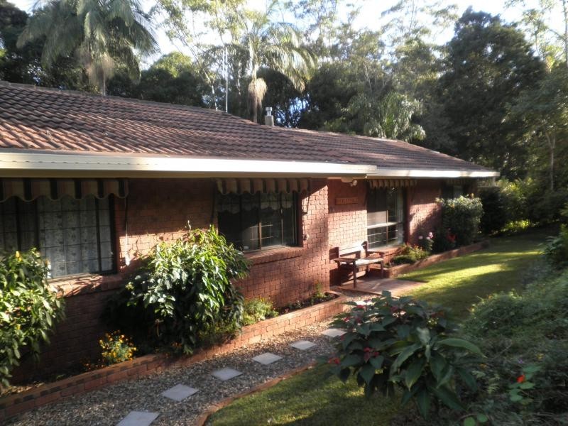 16 Wilga Court, Mapleton QLD 4560