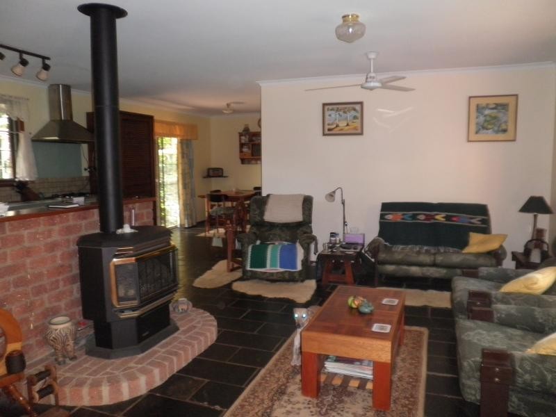 16 Wilga Court, Mapleton QLD 4560