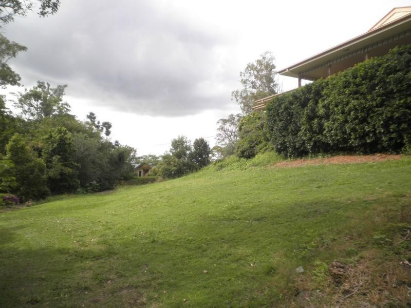2A Murray Grey Drive, Mapleton QLD 4560