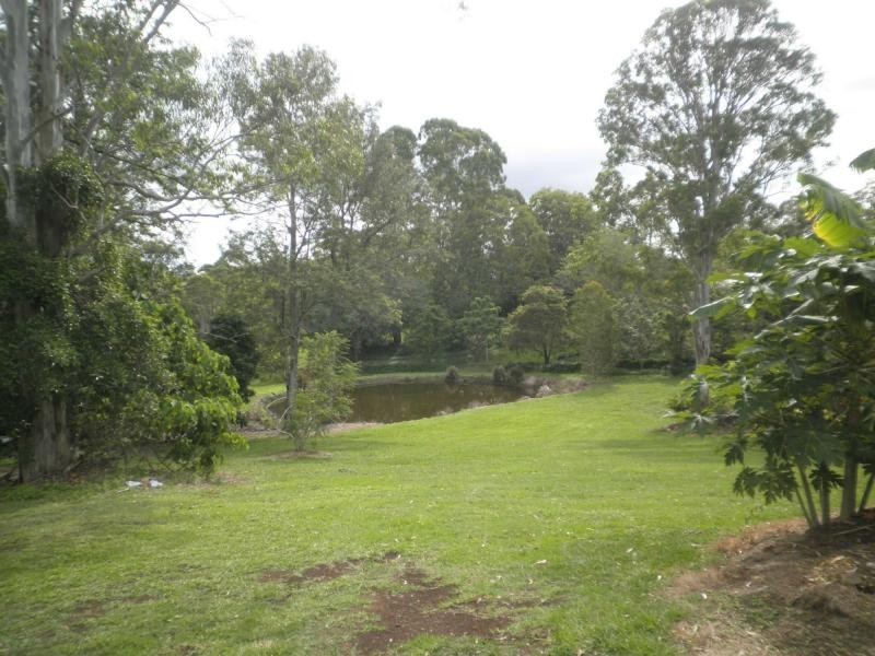 2A Murray Grey Drive, Mapleton QLD 4560