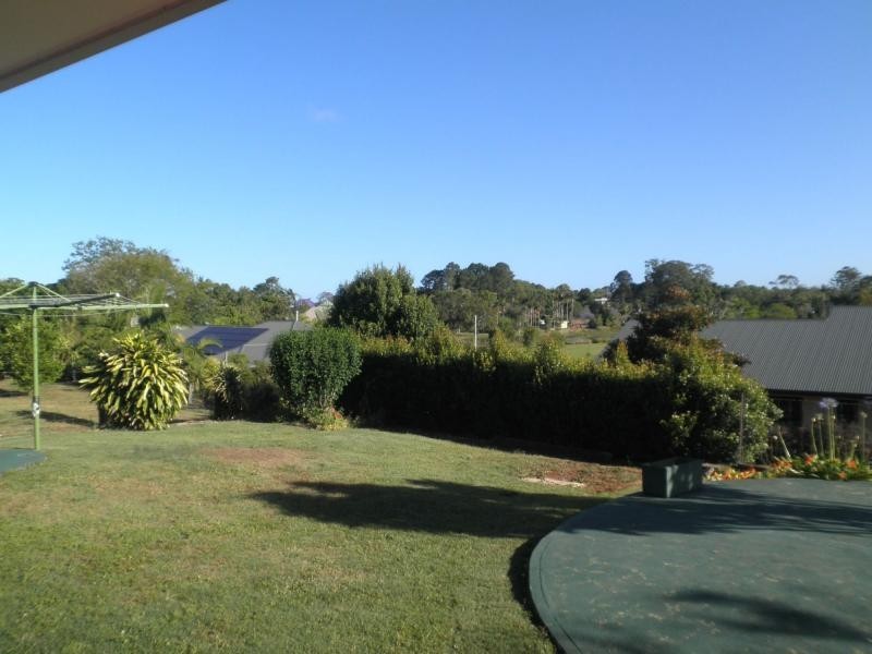 12 Warruga Street, Mapleton QLD 4560