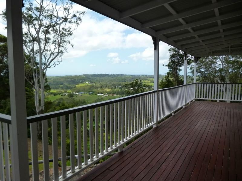 4 Topaz Street, Mapleton QLD 4560