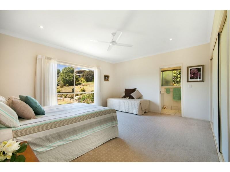 21 Summit Street, Flaxton QLD 4560