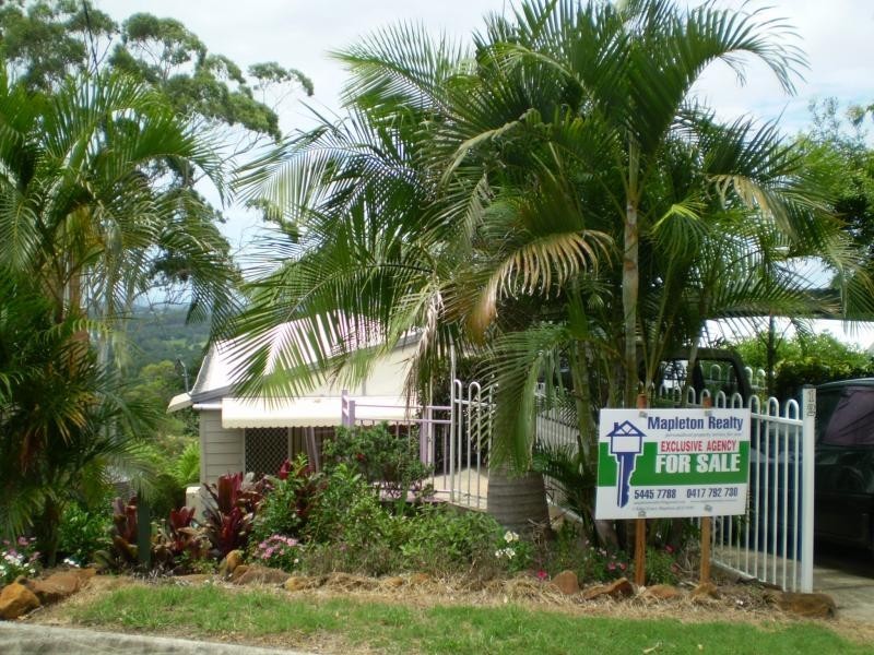 12 Lantana Lane, Mapleton QLD 4560