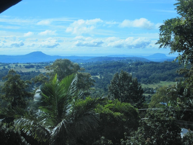 11 Crystal Street, Mapleton QLD 4560