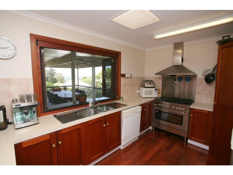 Mapleton QLD 4560