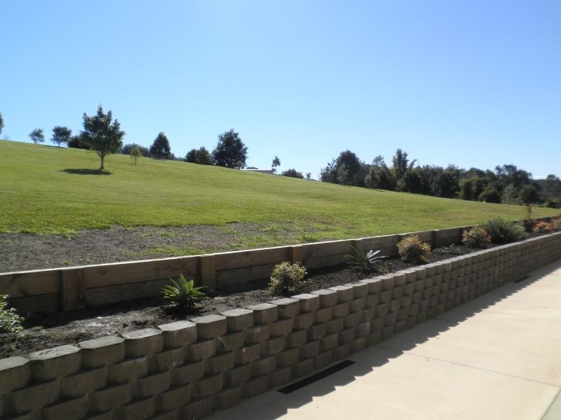 65 Spring Pasture Drive, Mapleton QLD 4560