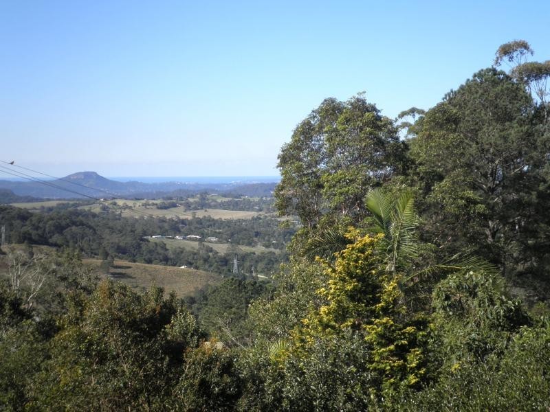 8 Post Office Road, Mapleton QLD 4560