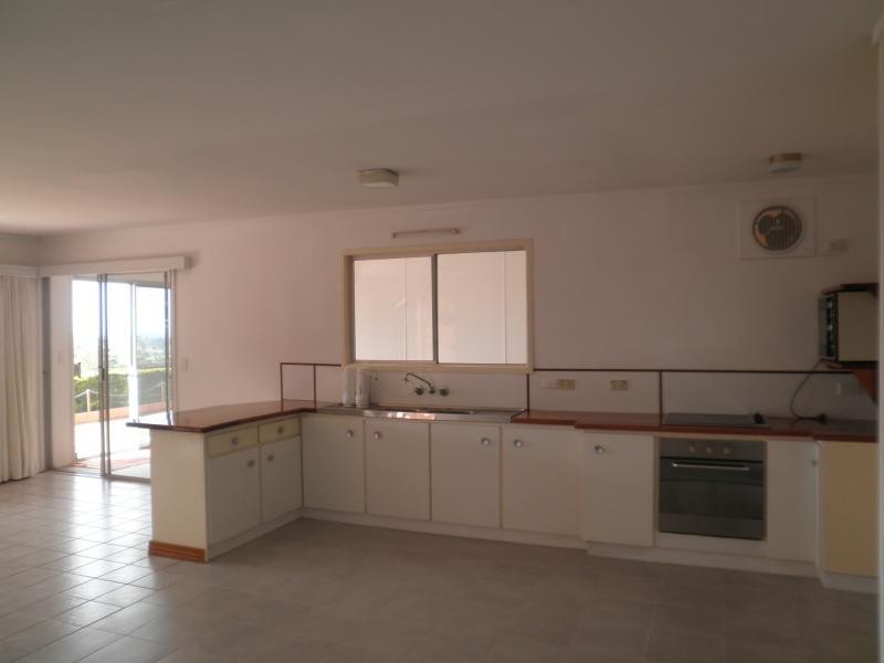 19 Flaxton Drive, Mapleton QLD 4560