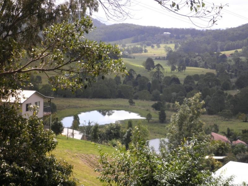 9 Caryota Street, Highworth QLD 4560