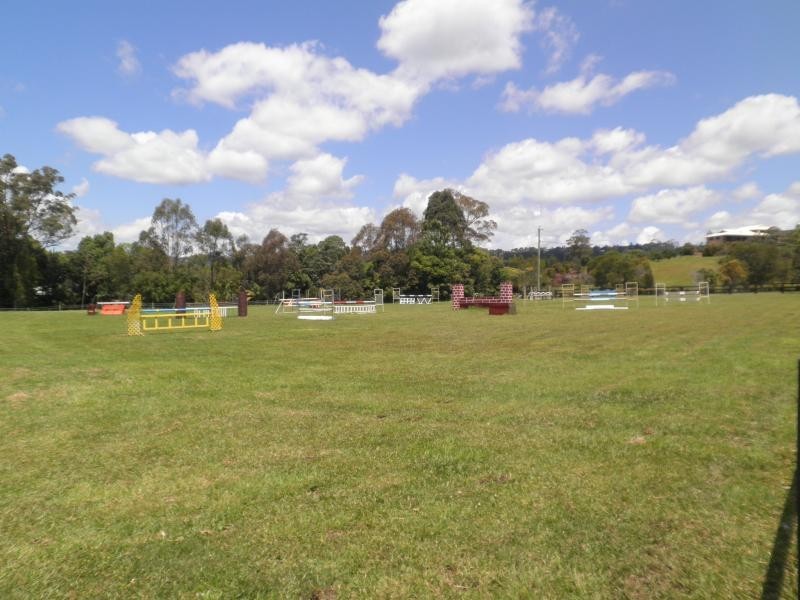 72 Willandra Place, Kureelpa QLD 4560