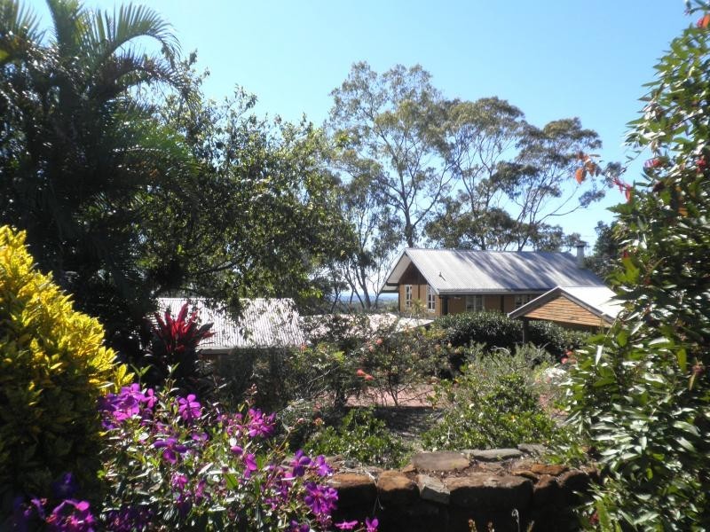 5 Emerald Court, Mapleton QLD 4560