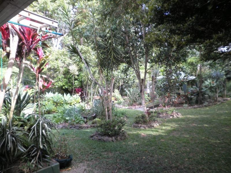 27 Delicia Road, Mapleton QLD 4560