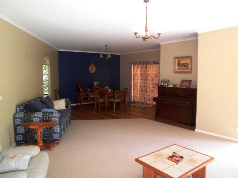 6 Droughtmaster Crescent, Kureelpa QLD 4560