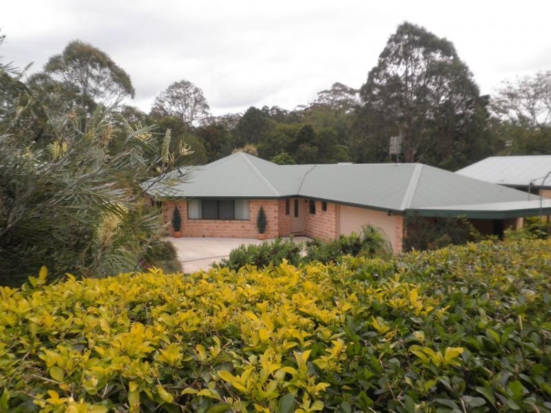 16 Rainbow Park Drive, Mapleton QLD 4560