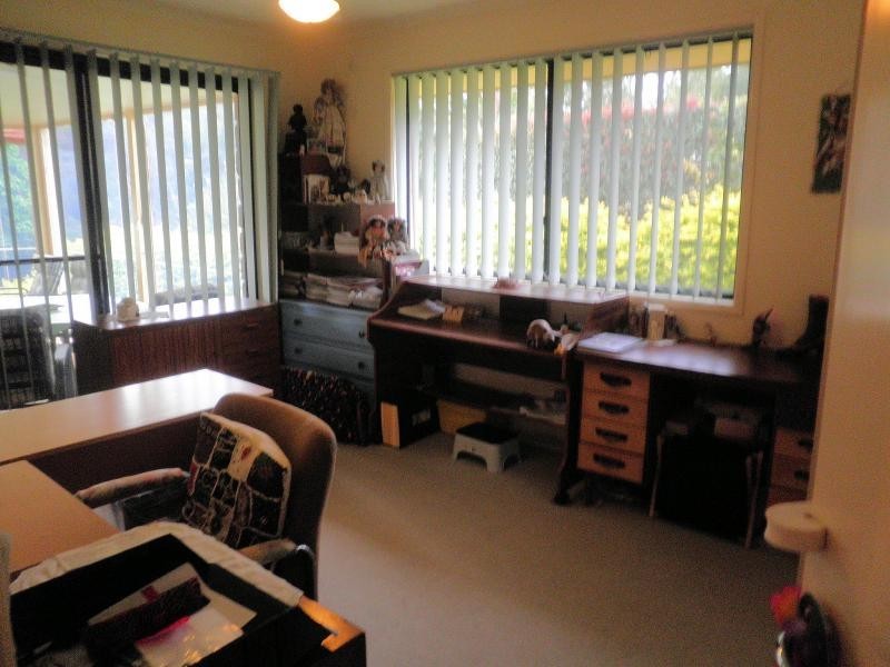 16 Rainbow Park Drive, Mapleton QLD 4560