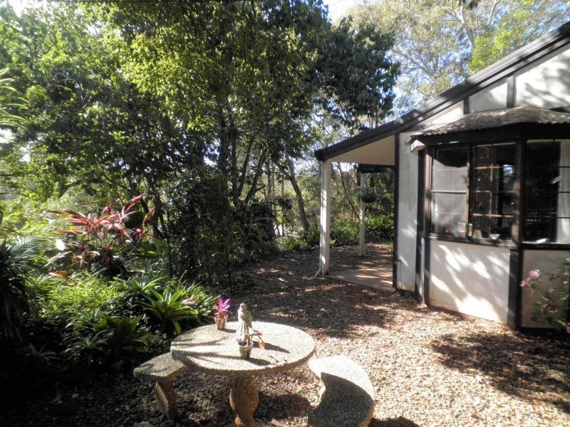 2 Karri Court, Mapleton QLD 4560