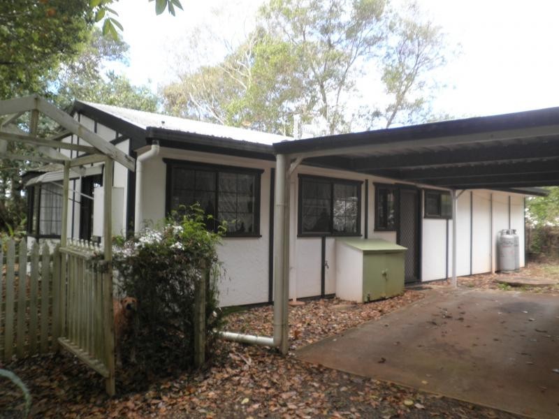 2 Karri Court, Mapleton QLD 4560