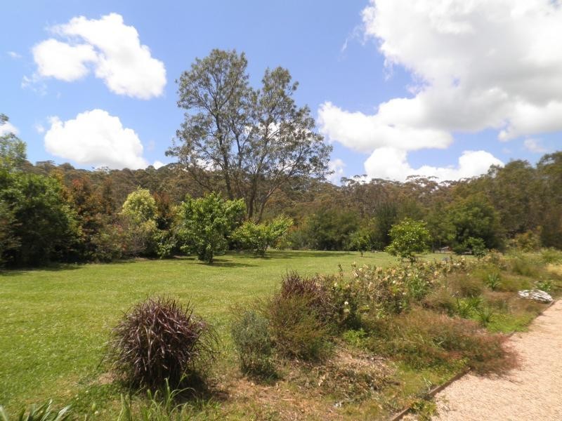 15 Meadowood Rise, Mapleton QLD 4560