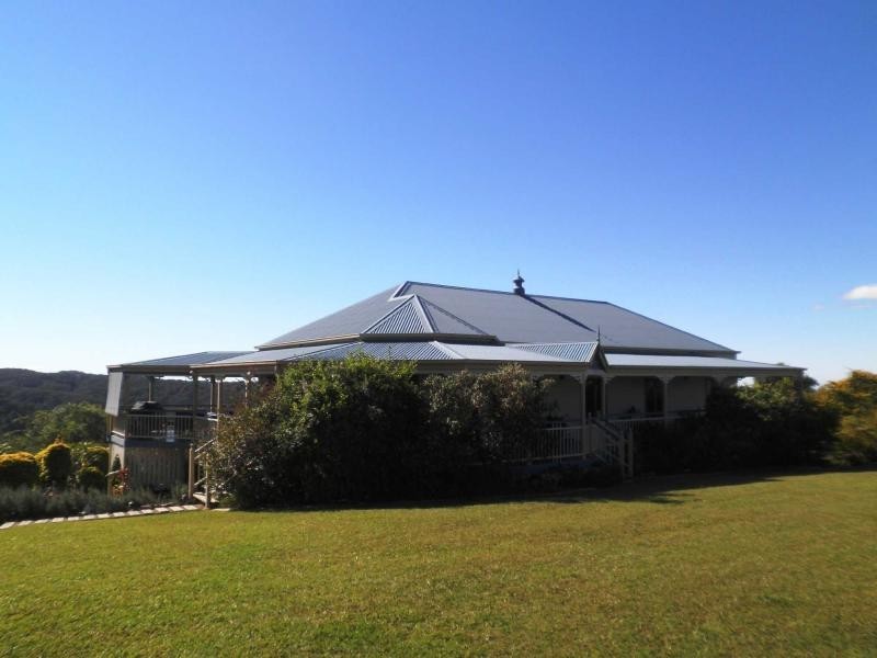 19 Ringwood Lane, Mapleton QLD 4560