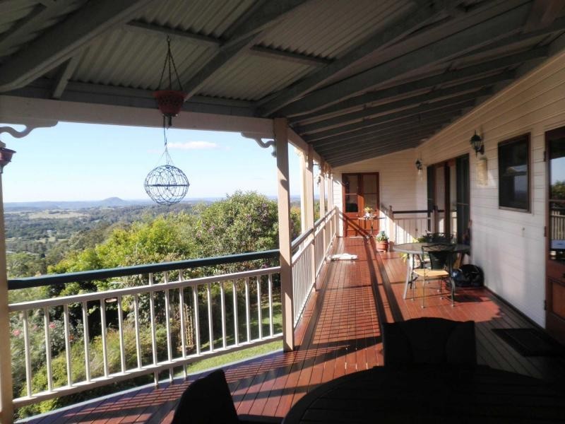 19 Ringwood Lane, Mapleton QLD 4560