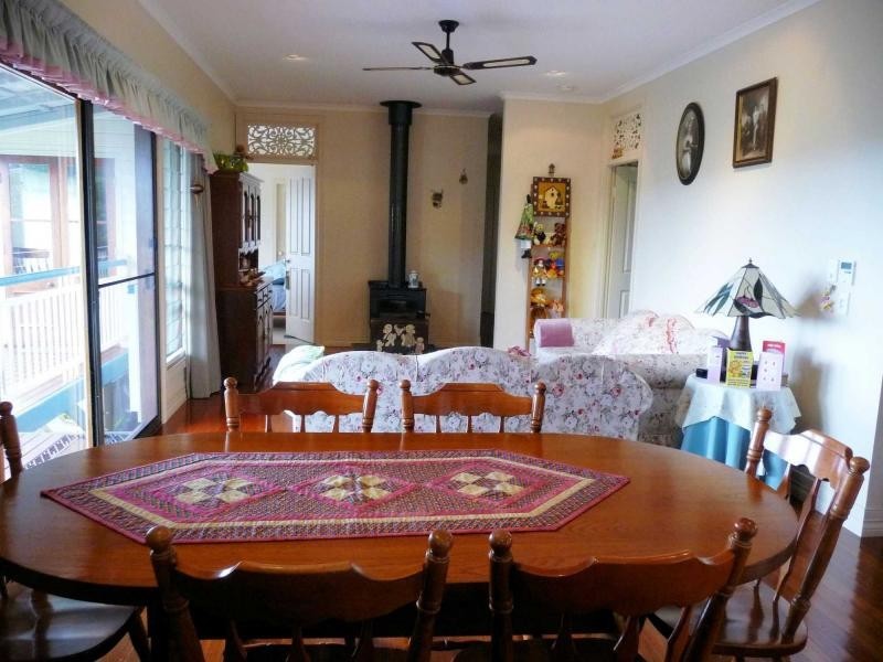 19 Ringwood Lane, Mapleton QLD 4560