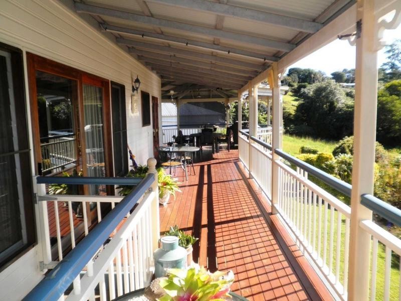 19 Ringwood Lane, Mapleton QLD 4560