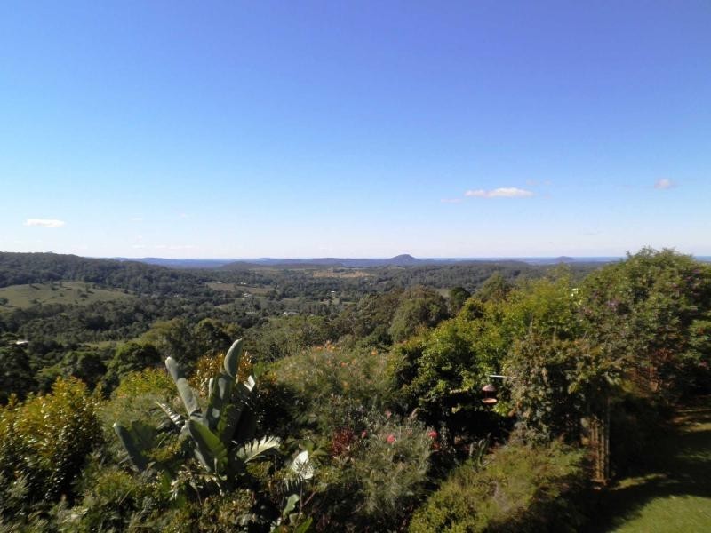 19 Ringwood Lane, Mapleton QLD 4560