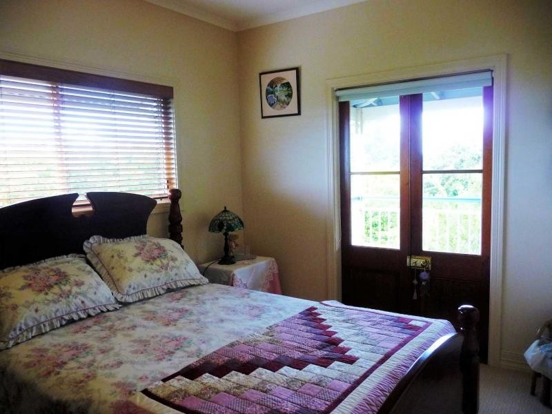 19 Ringwood Lane, Mapleton QLD 4560