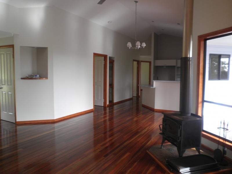 27 Leigha Place, Kureelpa QLD 4560