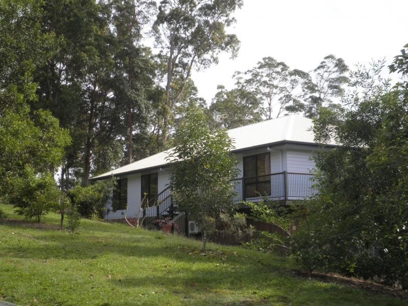 27 Leigha Place, Kureelpa QLD 4560