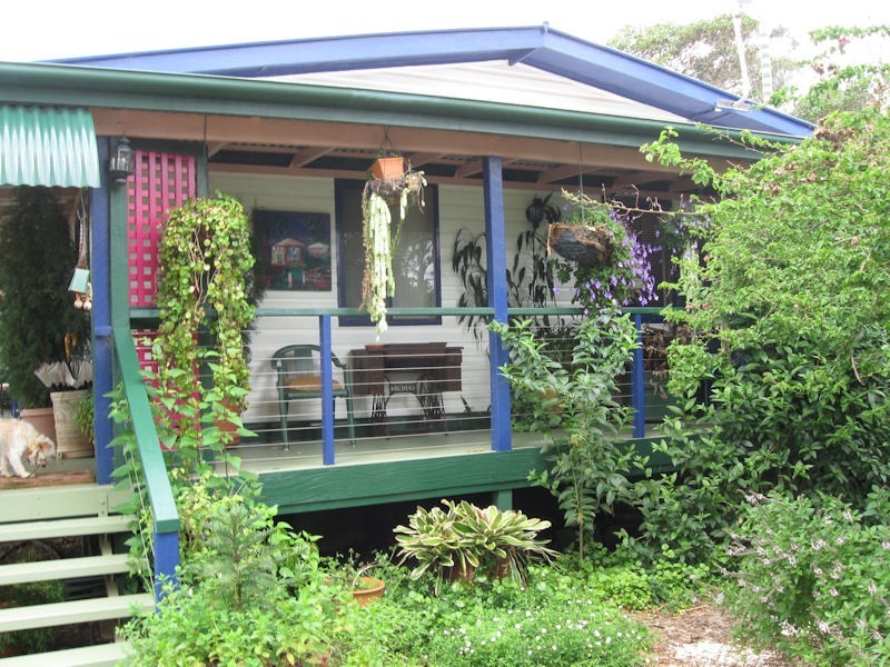 25 Angus Crescent, Kureelpa QLD 4560