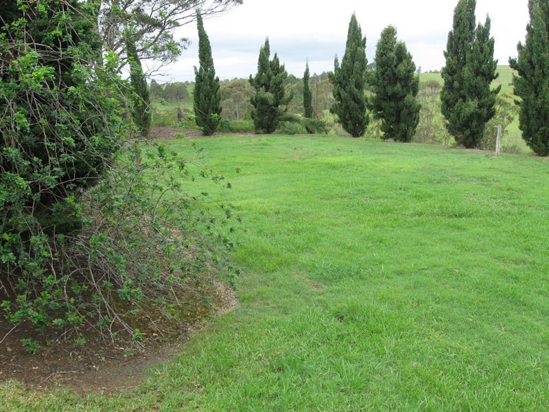 25 Angus Crescent, Kureelpa QLD 4560