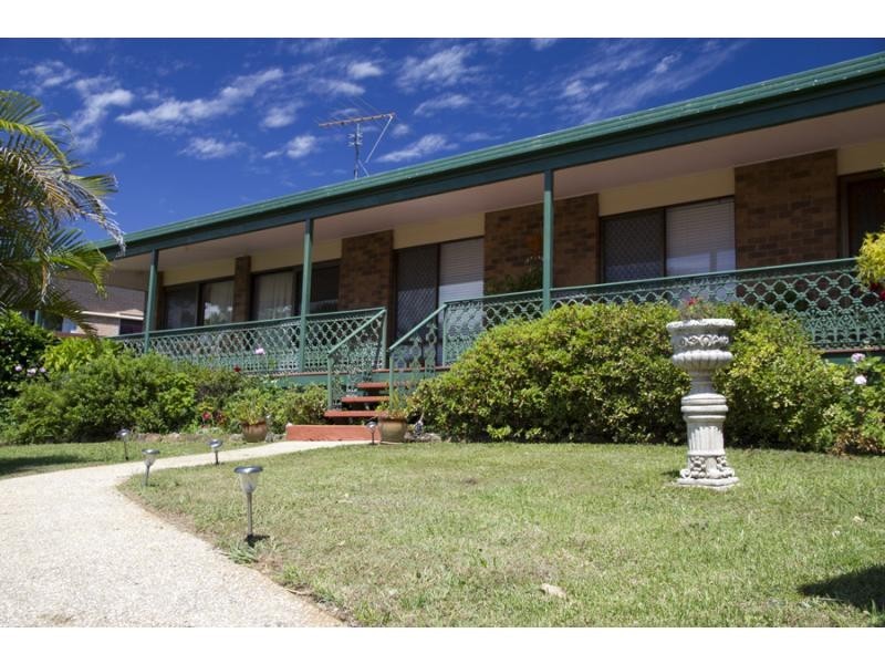 7 Maple Avenue, Mapleton QLD 4560