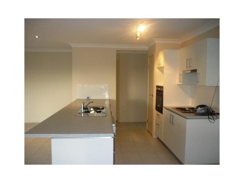 12 Creekside Esplanade, Cooloola Cove QLD 4580