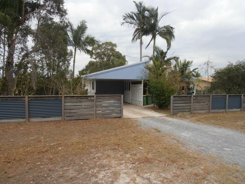 72 Bayside Road, Cooloola Cove QLD 4580