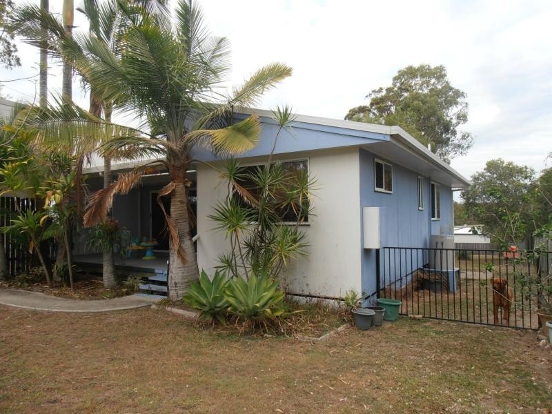 72 Bayside Road, Cooloola Cove QLD 4580