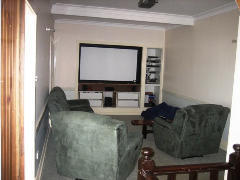 1 Emperor, Tin Can Bay QLD 4580