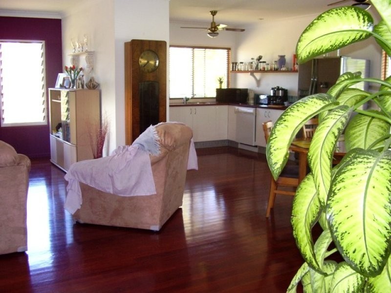 18 Batavia Court, Cooloola Cove QLD 4580
