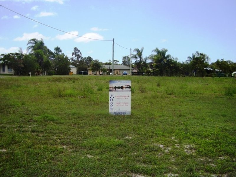 3 Pinta Court, Cooloola Cove QLD 4580