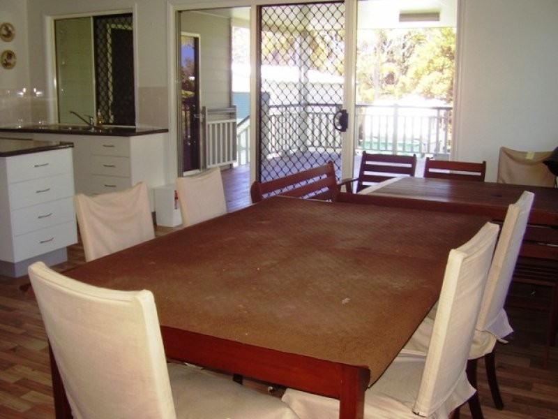 11 Gympie Road, Tin Can Bay QLD 4580