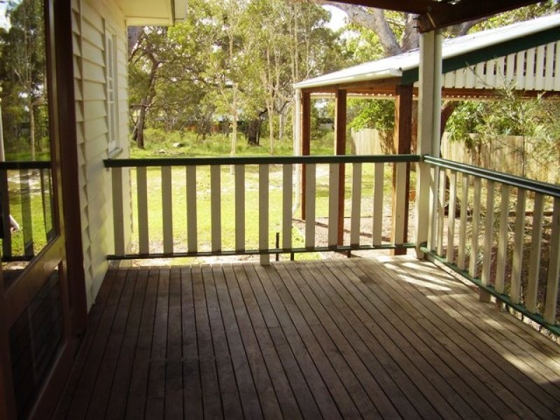 33 Ark Royal Drive, Cooloola Cove QLD 4580